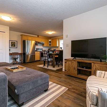 Cozy Renovated Oasis W Private Terrace & Parking Villa Victoria Exterior foto