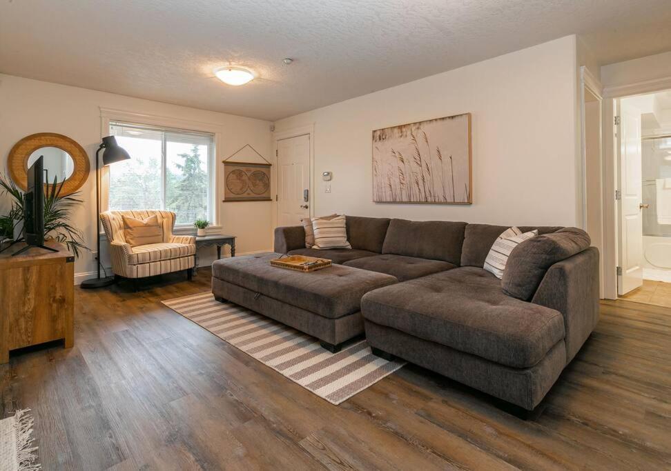 Cozy Renovated Oasis W Private Terrace & Parking Villa Victoria Exterior foto