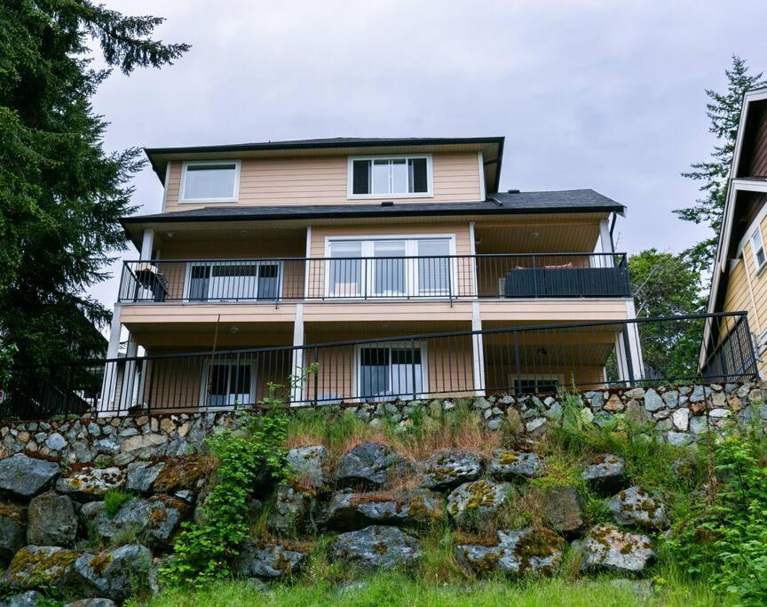 Cozy Renovated Oasis W Private Terrace & Parking Villa Victoria Exterior foto