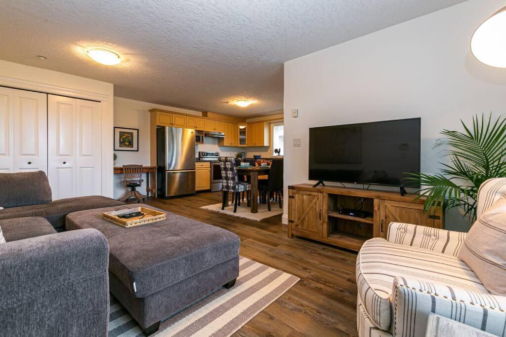 Cozy Renovated Oasis W Private Terrace & Parking Villa Victoria Exterior foto