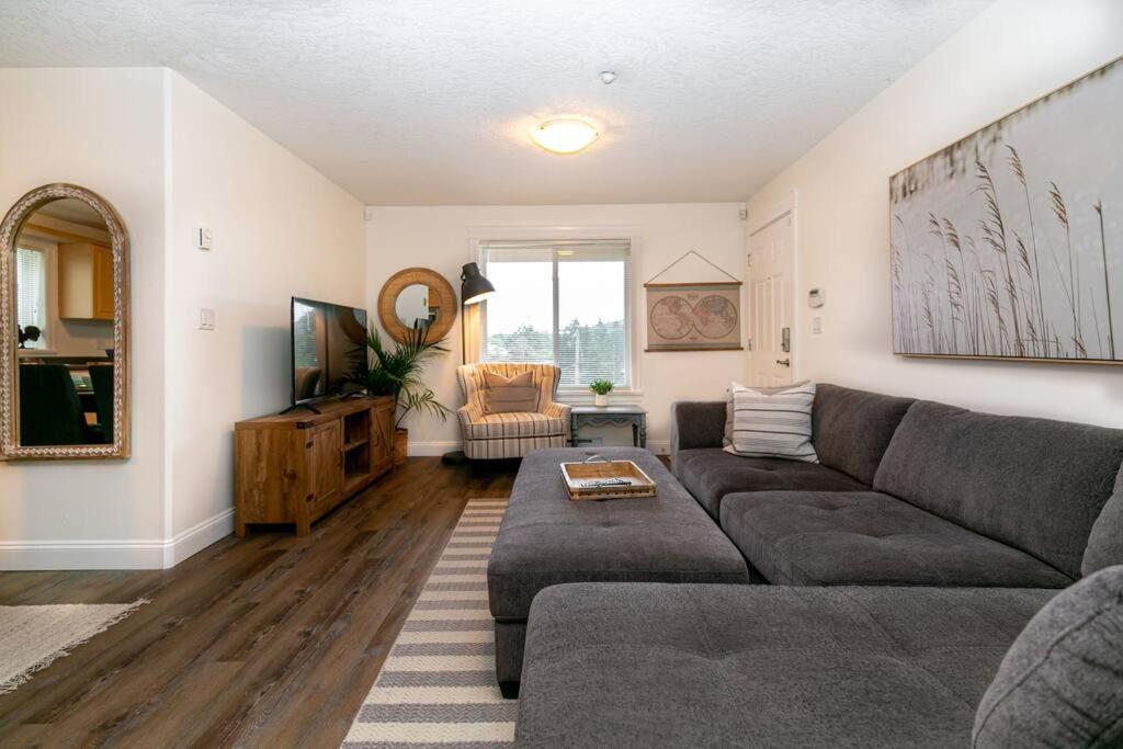 Cozy Renovated Oasis W Private Terrace & Parking Villa Victoria Exterior foto